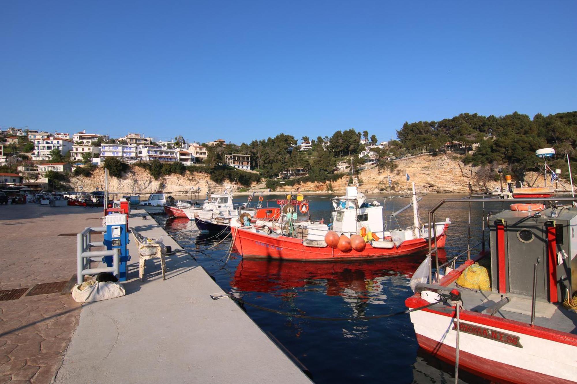 Lidromi Home Alonnisos Town Exterior photo